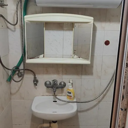 Апартаменты Karavelov *